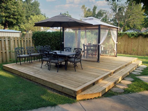 Floating Deck Installation