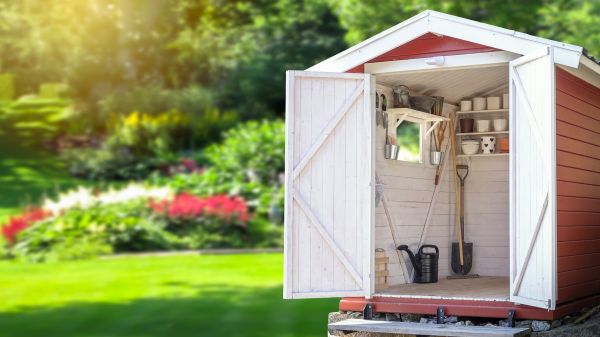Storage Shed Constructing